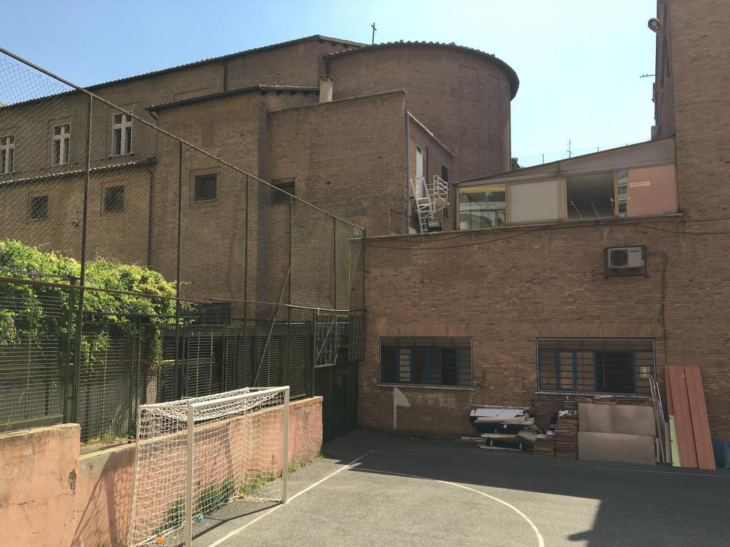Caracalla Room Rental Рим Экстерьер фото